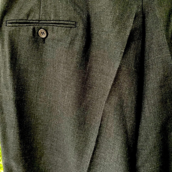 Men’s pleated 1&1/2” cuffed dress pants in charcoal black. Slant side pockets. - Picture 5 of 7
